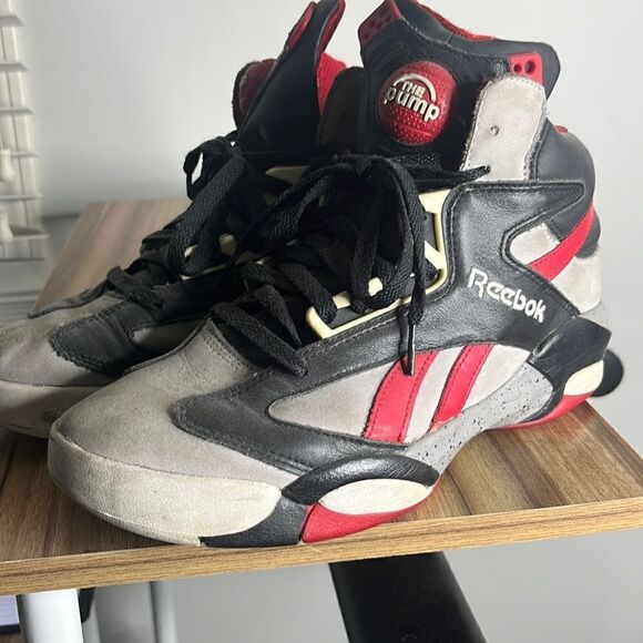 Men’s Reebok Size 8 Black Red Shaq Sneakers Basketball Shoes - Picture 1 of 6